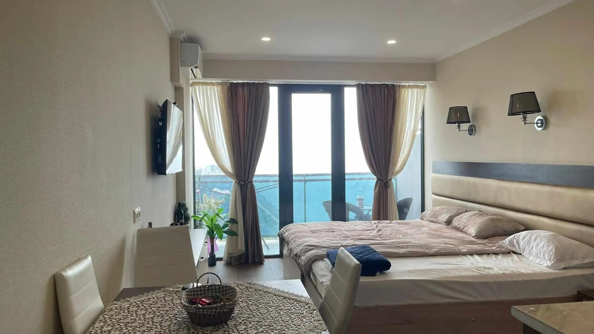 Appartement Orbi Beach Tower Premium Studio Batoemi